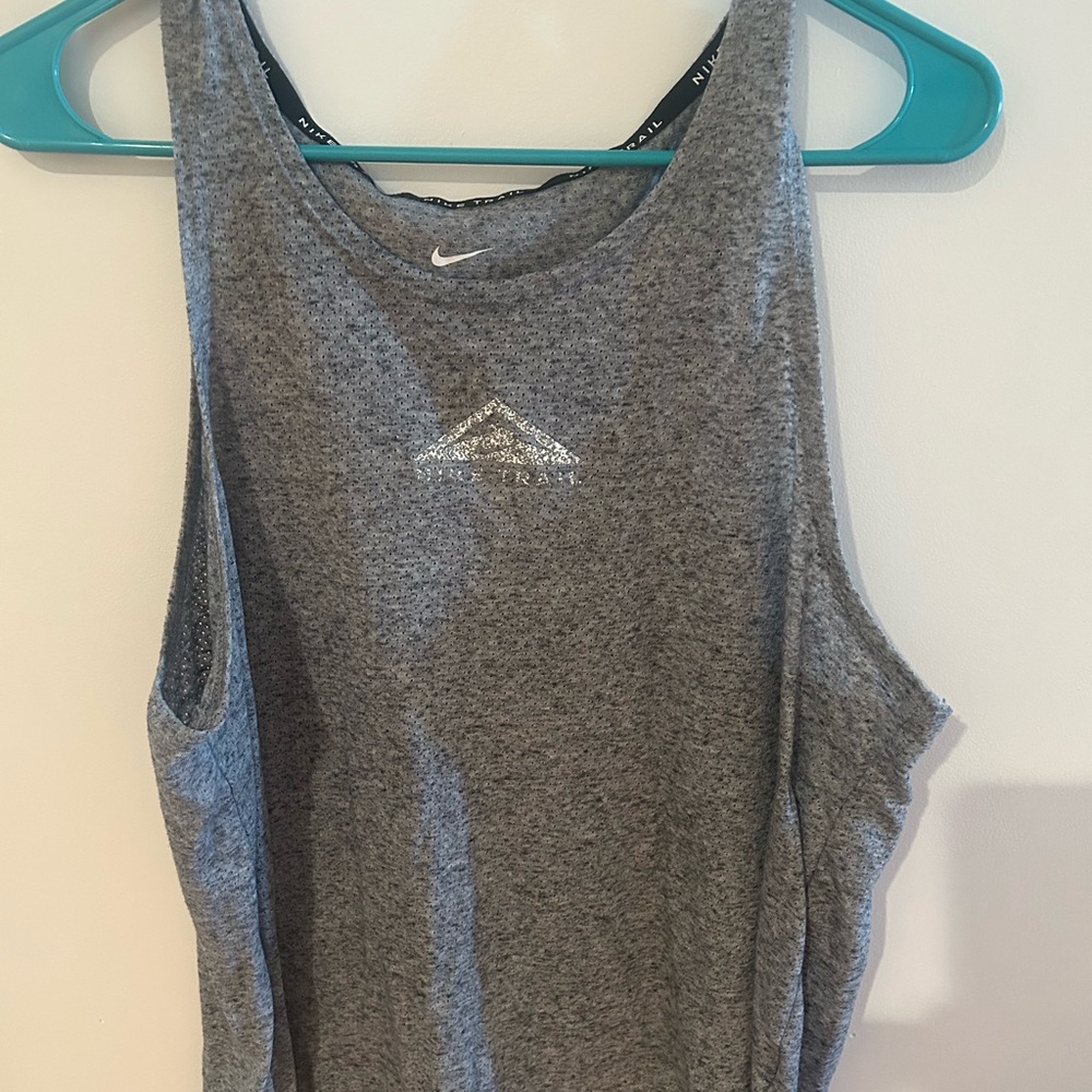 Nike Women's Heather Gray Tank Top